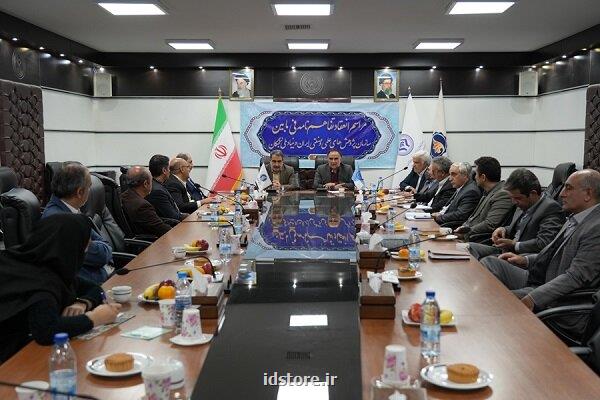 بهره مندی از ظرفیت های علمی نخبگان در توسعه نوآوری در پژوهش علمی