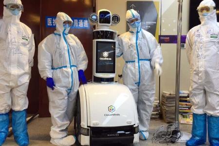 چینی ها بیمارستان رباتیك برای مبتلایان به كرونا ساختند