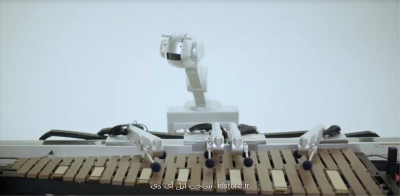ربات نوازنده و خواننده ای كه تور كنسرت می گذارد!